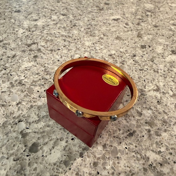 henri bendel Gold and Silver Two-Tone Screw Bangle - Picture 4 of 7